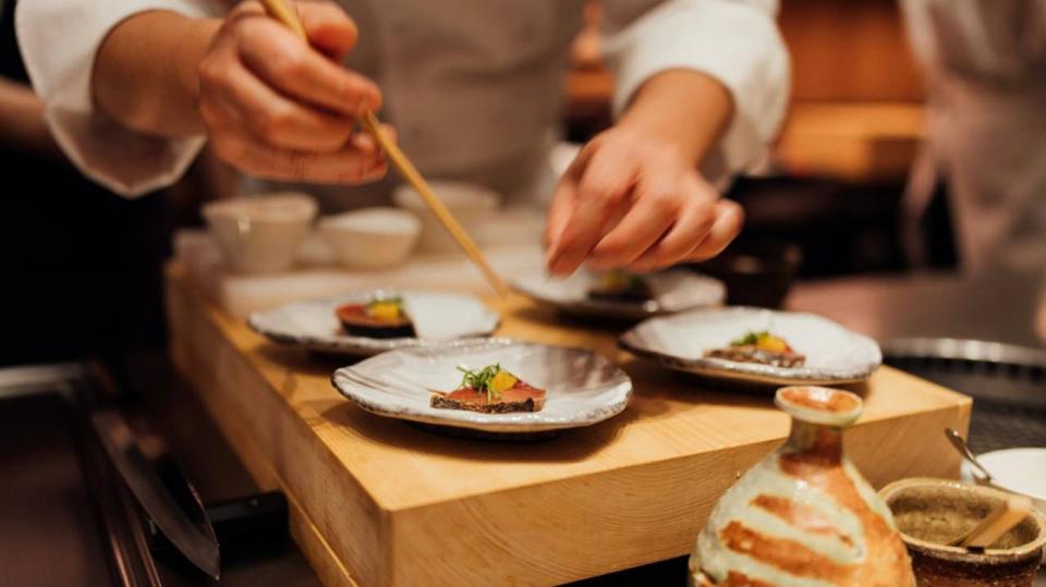 Обязанности и зарплата повара-сушиста